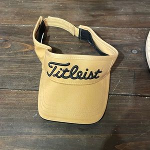 Titleist visor hat